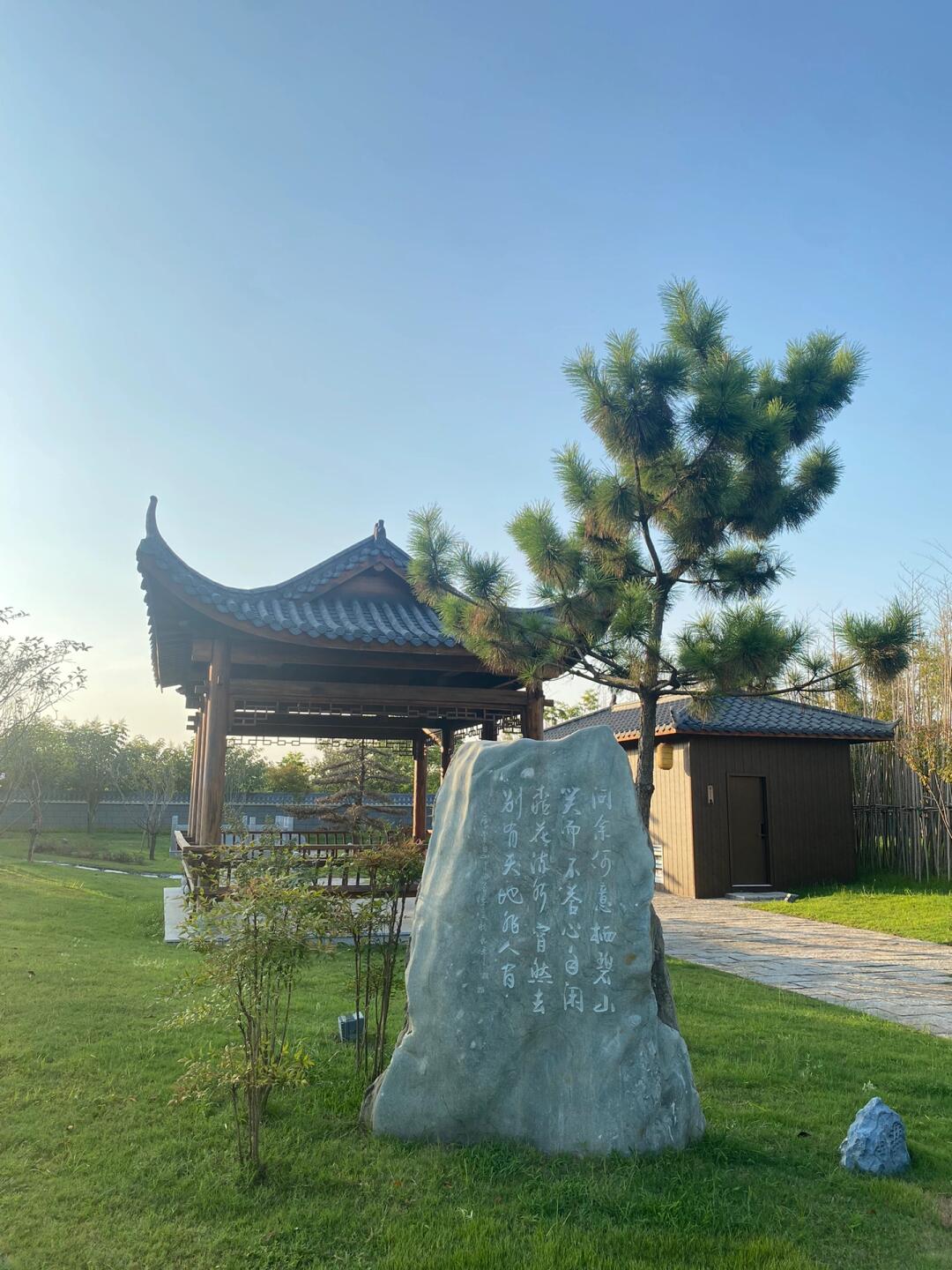 安陆高速服务区建得挺好看 配图 8